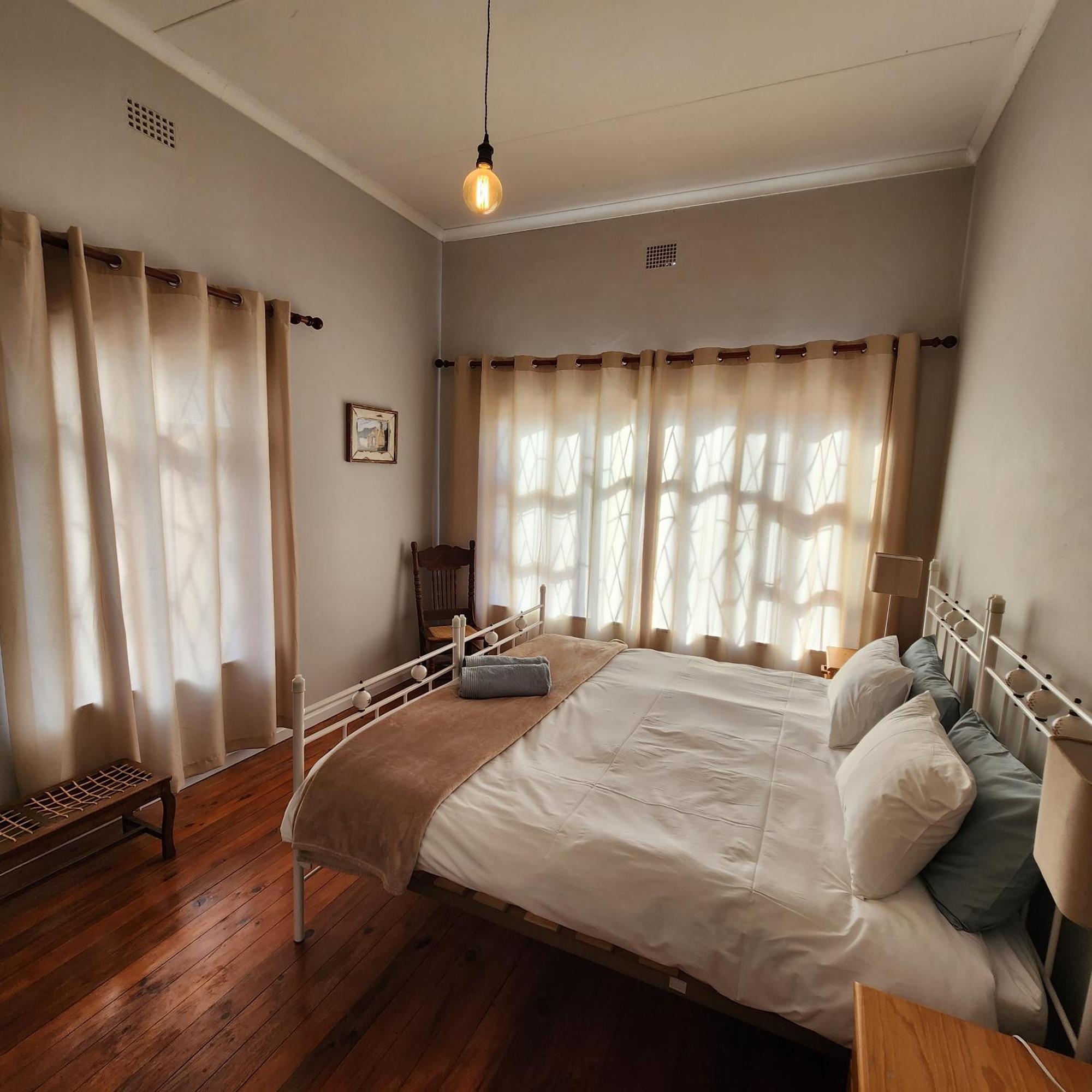 Karoo Leeu Self Catering Villa Oudtshoorn Luaran gambar