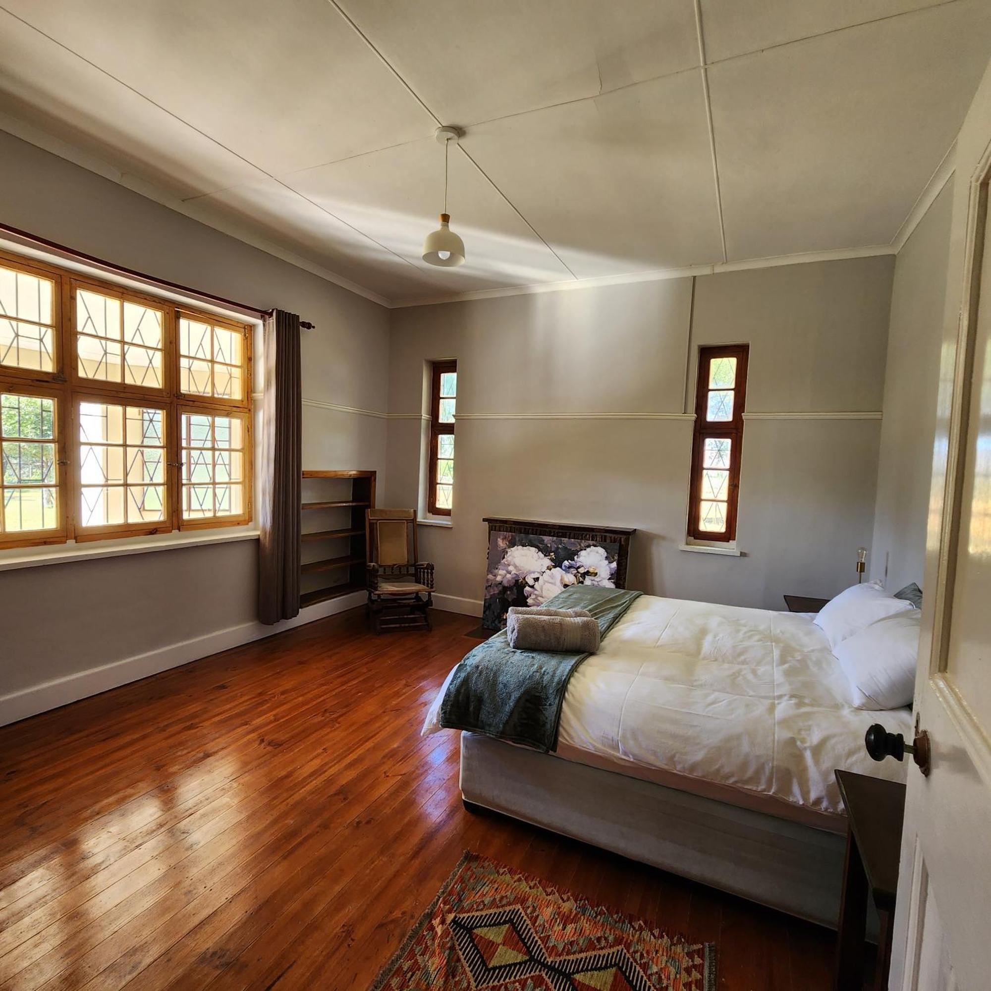 Karoo Leeu Self Catering Villa Oudtshoorn Luaran gambar